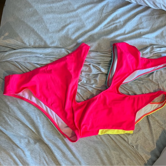 Color block Monokini - Picture 3 of 3